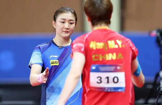 其次是结构 其次是结构